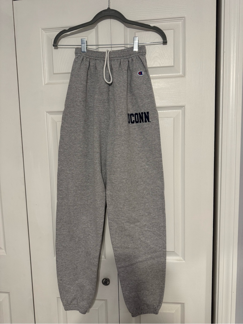 Men’s Champion Gray UConn Sweatpants - Gray